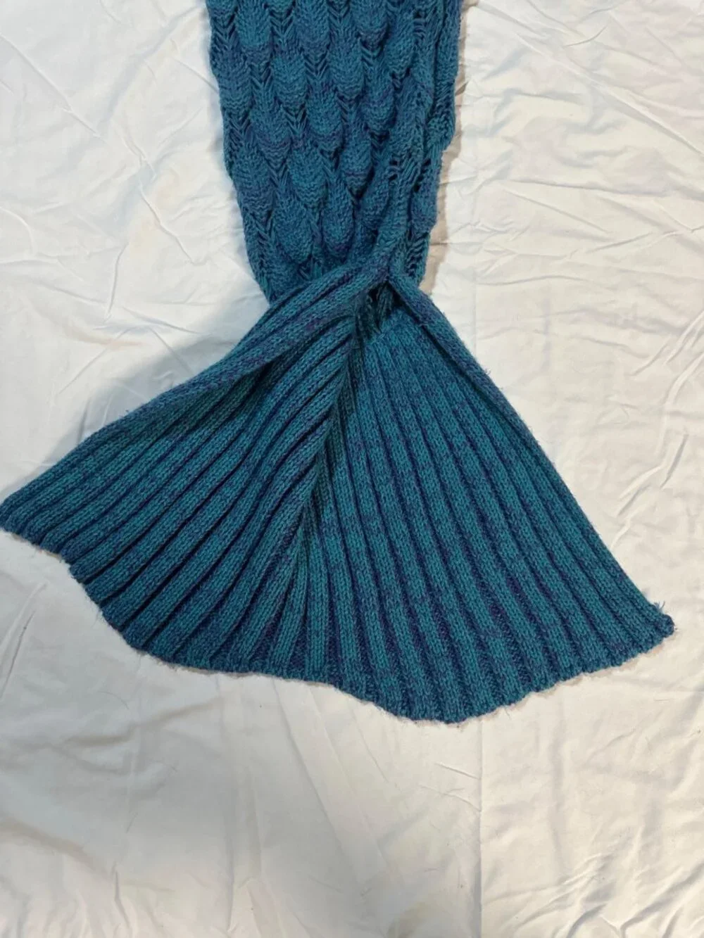 knitted mermaid tail blue / purple 79 